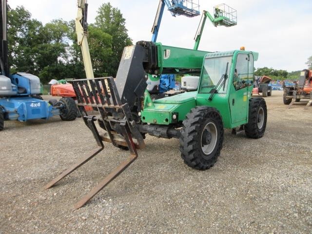 2016 SkyTrak 8042