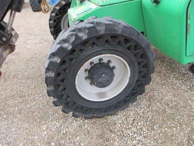 2016 SkyTrak 8042-9