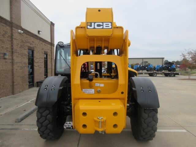 2026 JCB 507-42-7