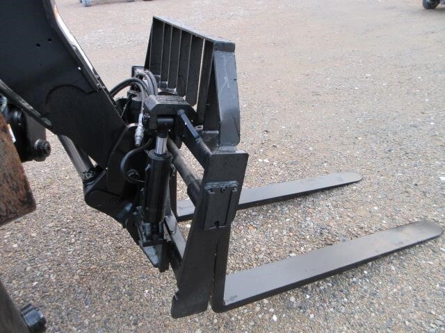 2016 JLG 1255-6