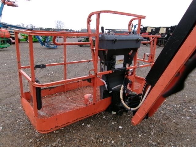 2017 JLG 460SJ-8