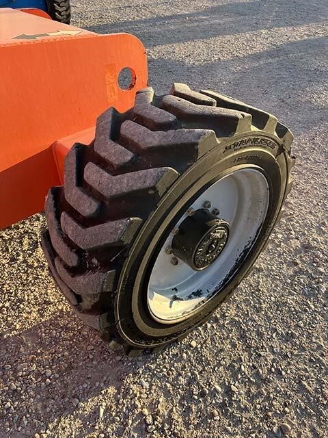 2017 JLG 660SJ-10