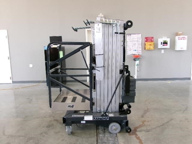 2025 JLG 30AM-4