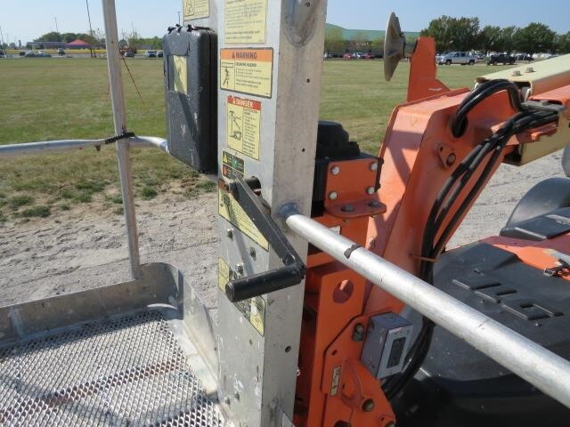 2018 JLG T350-17