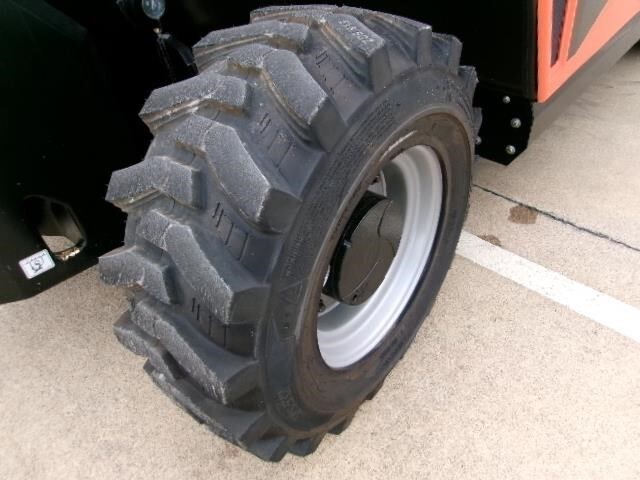 2025 JLG 519-13