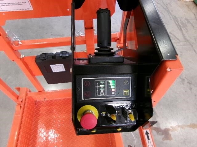 2025 JLG R1932-15
