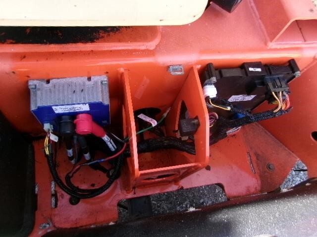 2018 JLG T350-17