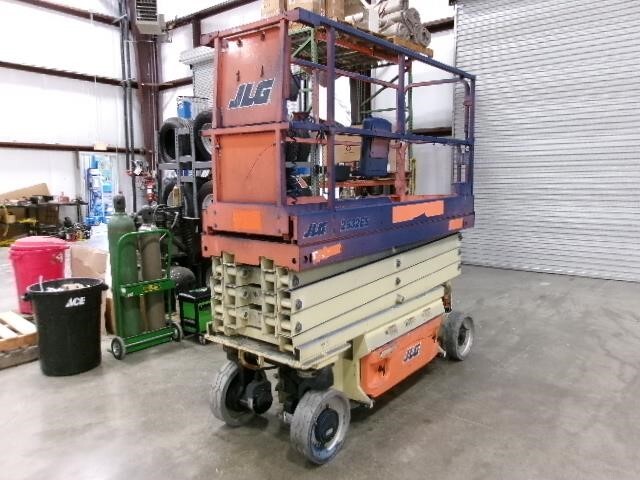 2019 JLG 2632ES