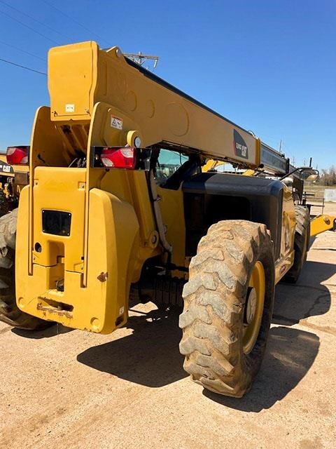 2019 CAT TL943D-4