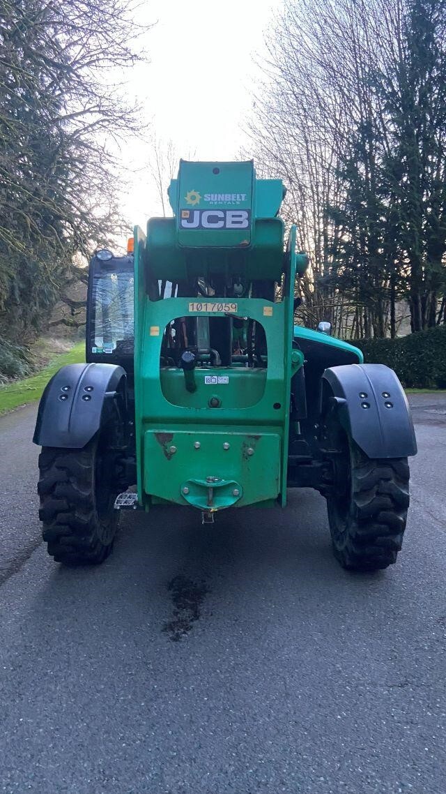 2017 JCB 509-42-2