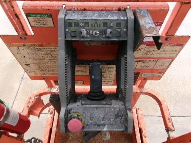 2018 JLG 1930ES-9
