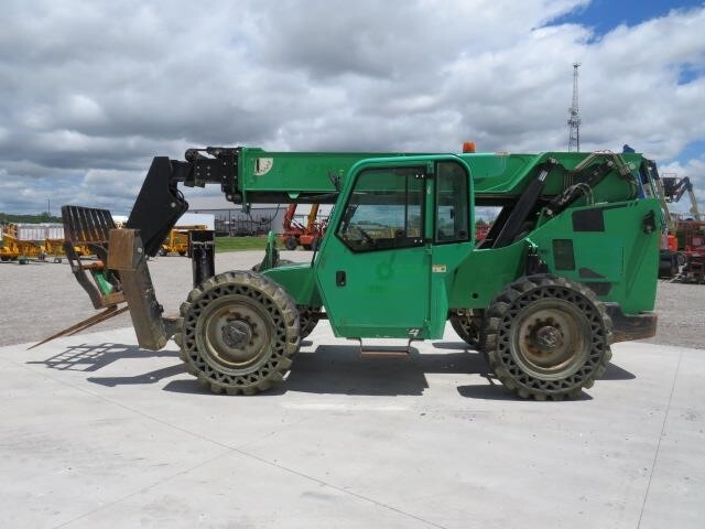 2015 SkyTrak 10054