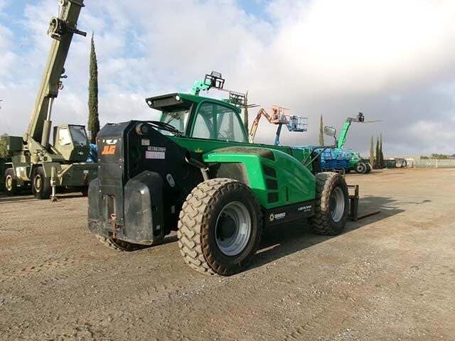 2017 JLG 1644-5