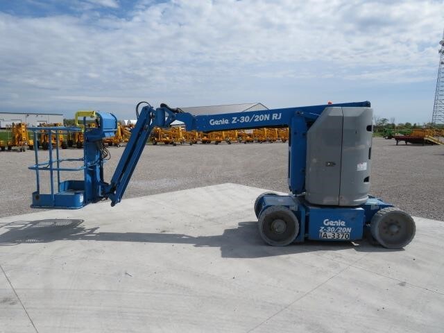 2017 Genie Z-30/20N RJ
