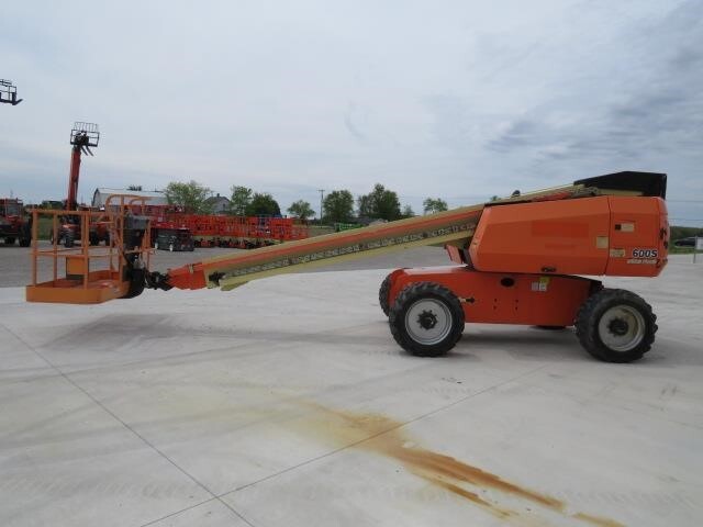 2016 JLG 600S