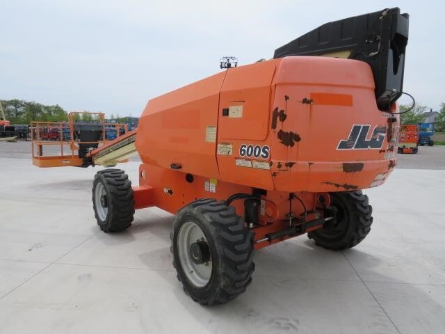 2016 JLG 600S-7