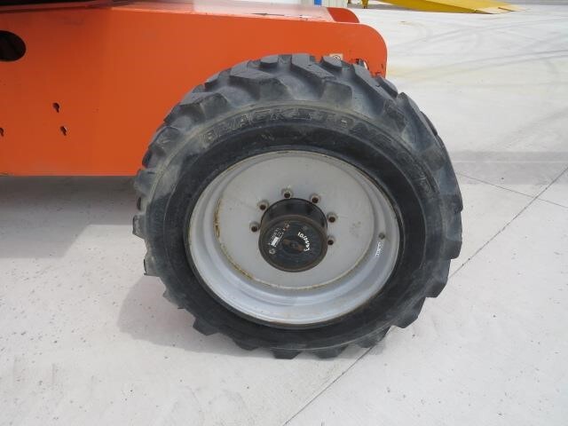 2016 JLG 600S-8