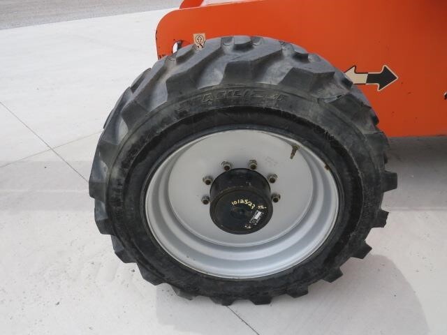 2016 JLG 600S-11