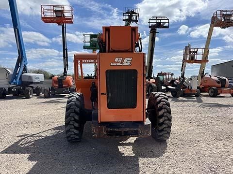 2017 SkyTrak 8042-7