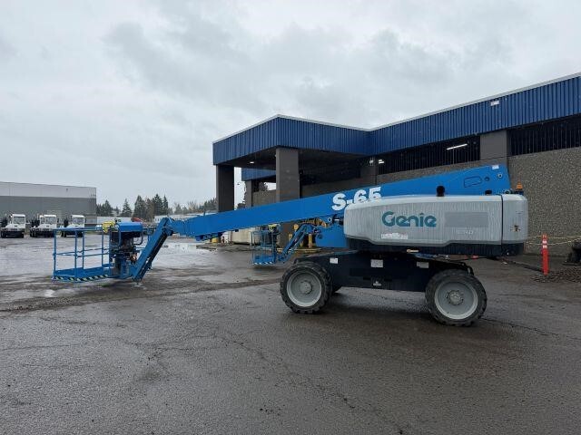 2018 Genie S-65