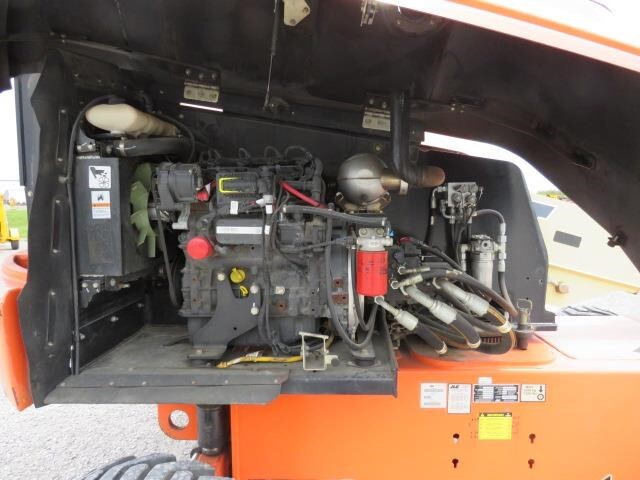 2017 JLG 400S-13
