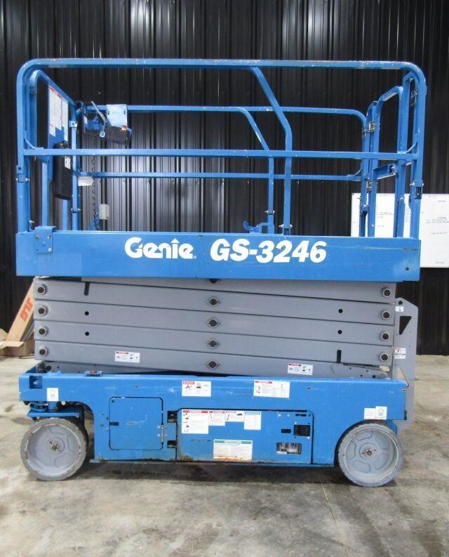 2019 Genie GS-3246