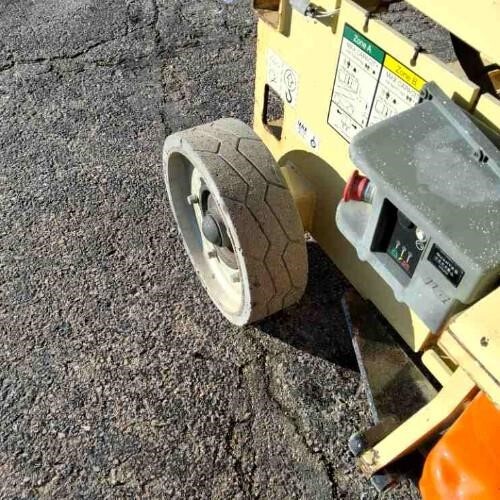 2018 JLG 3246ES-7