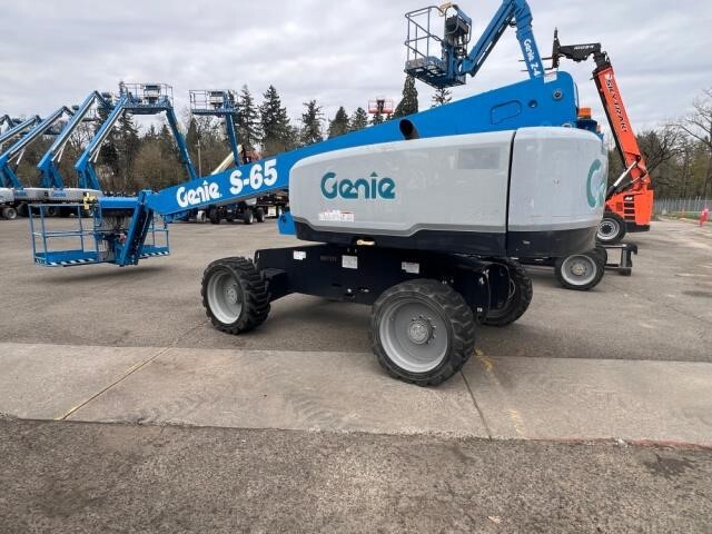 2017 Genie S-65-4