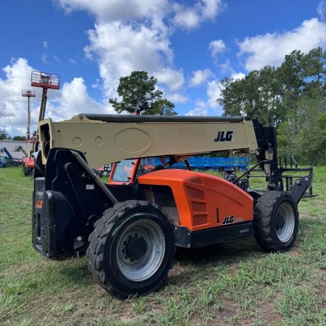 2019 JLG 1055-3