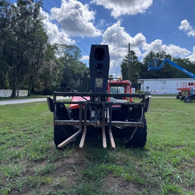 2019 JLG 1055-5