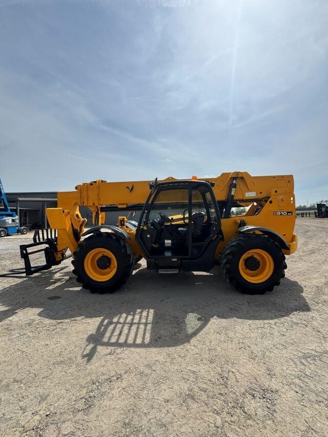 2017 JCB 510-56