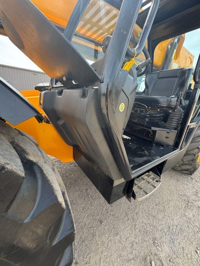 2017 JCB 510-56-17
