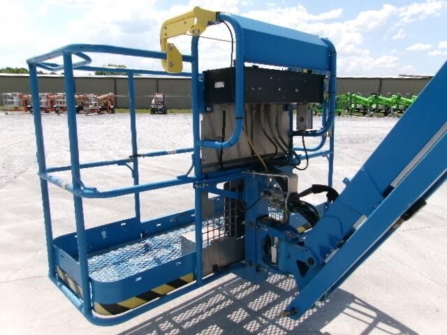 2022 Genie Z-45/25J DC-20