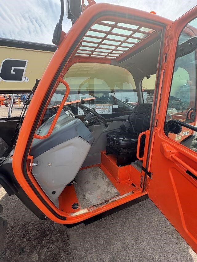 2018 JLG 943-10