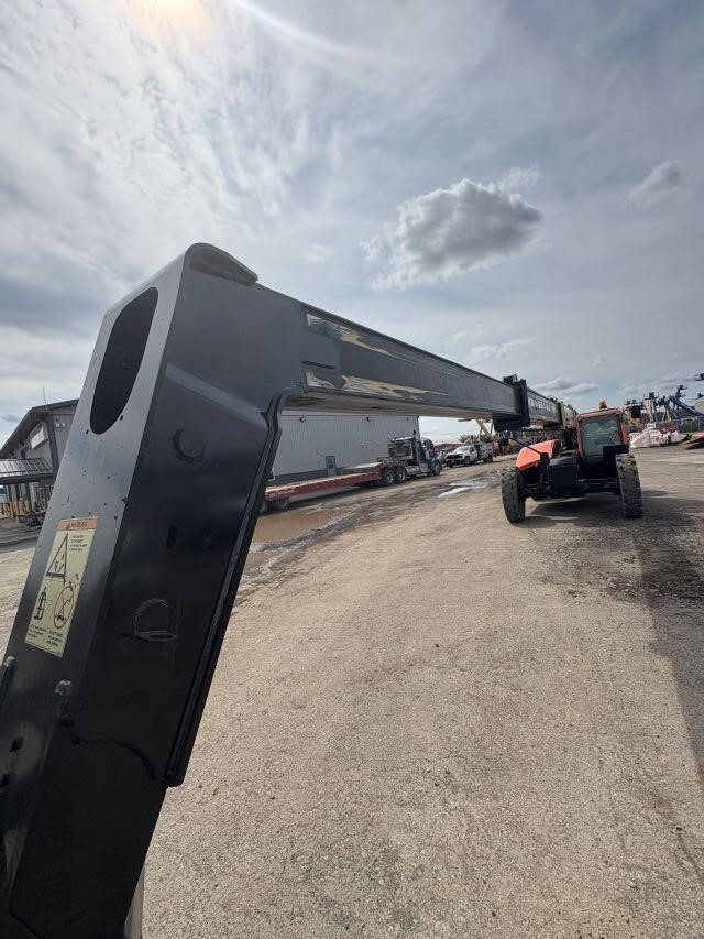 2018 JLG 943-11