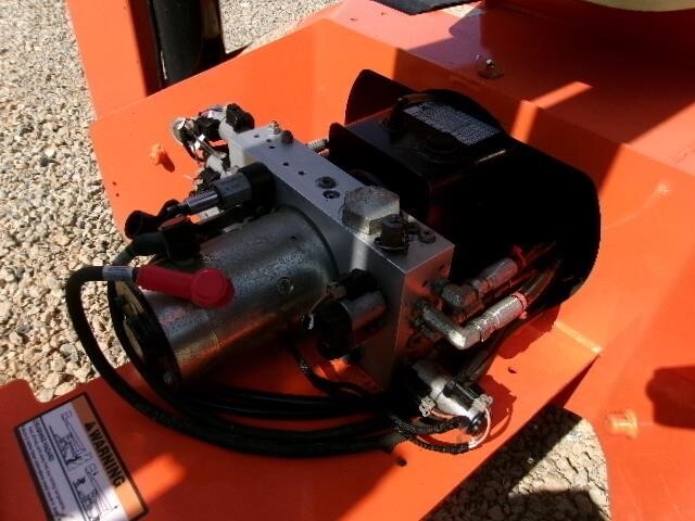 2022 JLG T500J-10