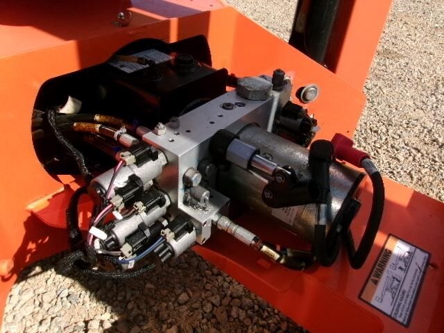 2022 JLG T500J-11