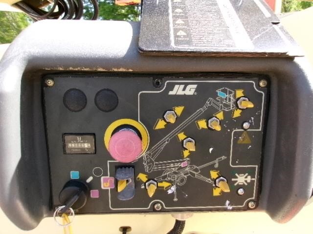 2022 JLG T500J-17