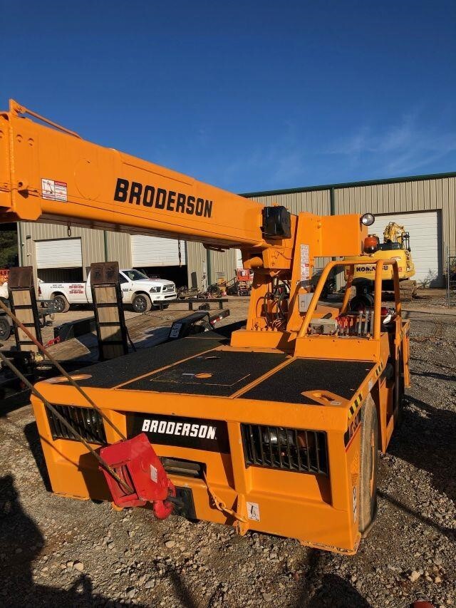 2015 Broderson IC-80-3J