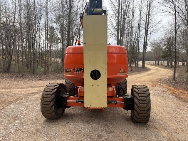 2016 JLG 600AJ-3