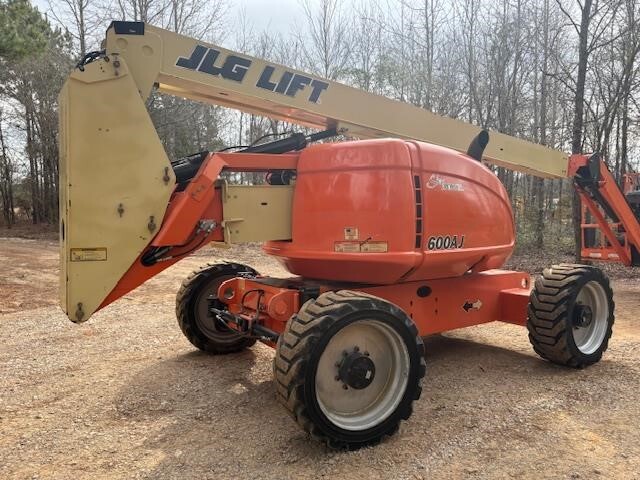 2016 JLG 600AJ-5