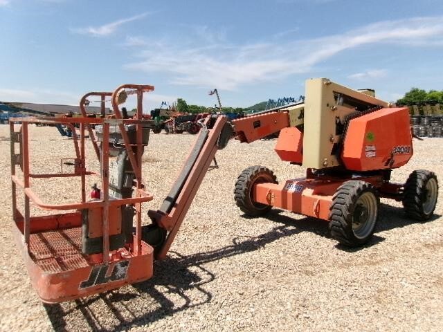 2019 JLG 340AJ