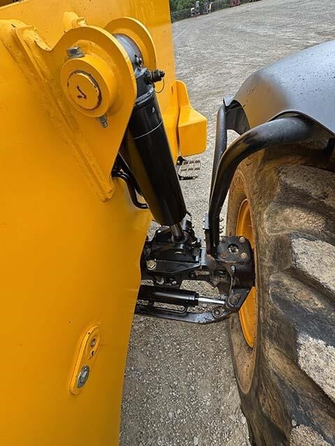 2019 JCB 510-56-17