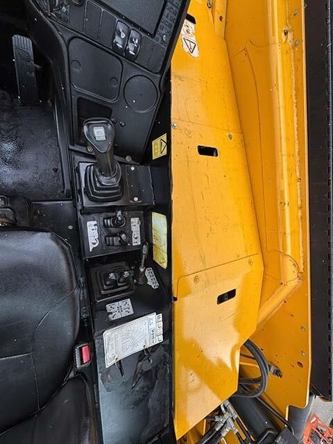 2019 JCB 510-56-32