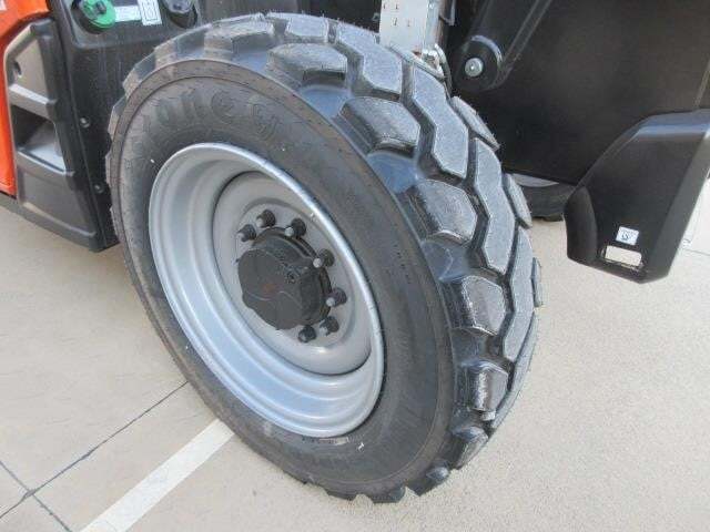 2026 JLG 742-10
