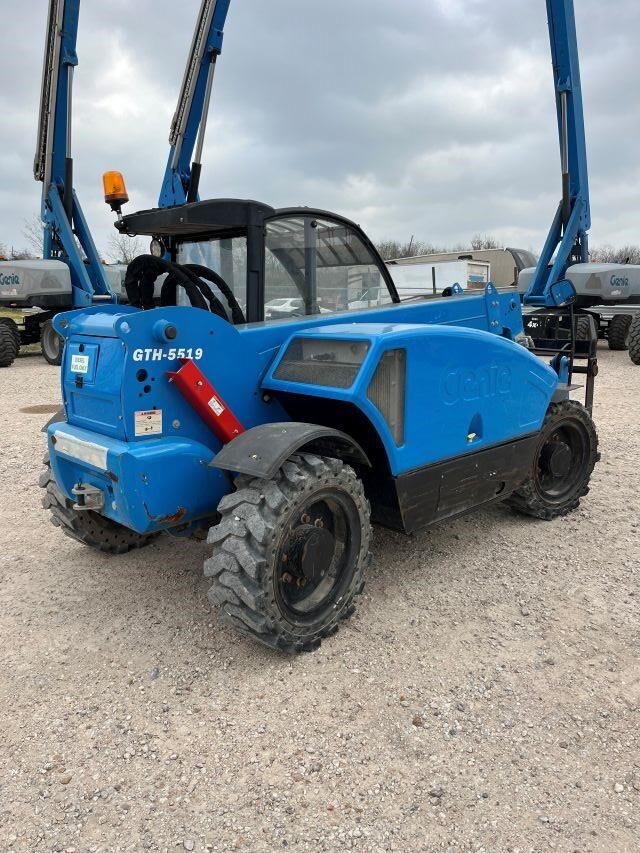 2019 Genie GTH-5519-5