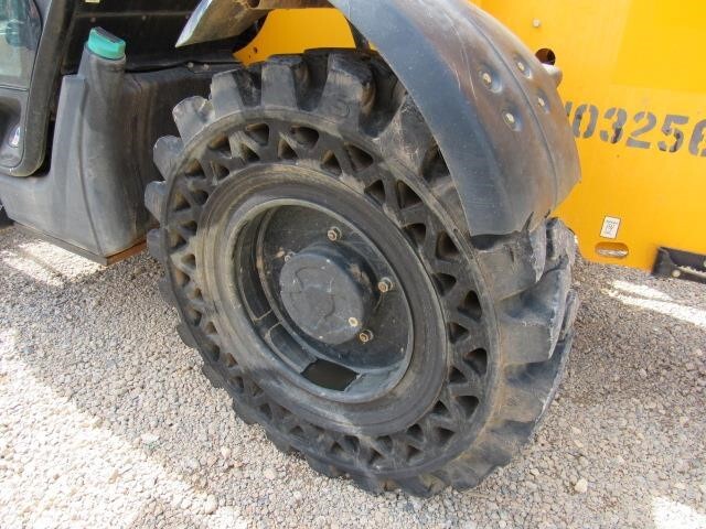 2021 JCB 510-56-13