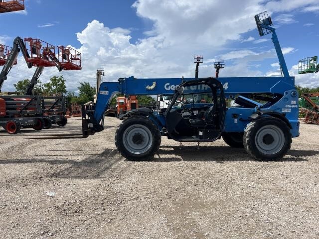 2018 Genie GTH 844-2
