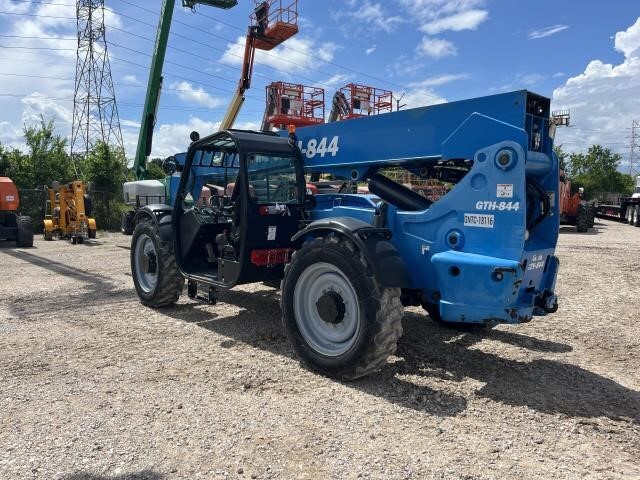 2018 Genie GTH 844-3