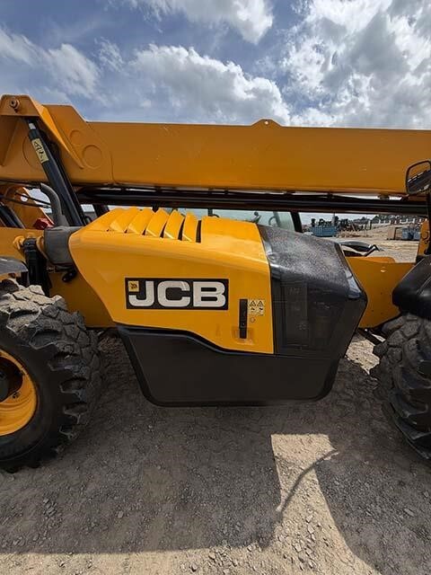2019 JCB 507-42-18